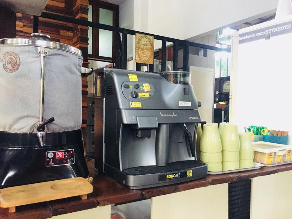 Nyth Hotel - Laemchabang Ban Laem Chabang Buitenkant foto